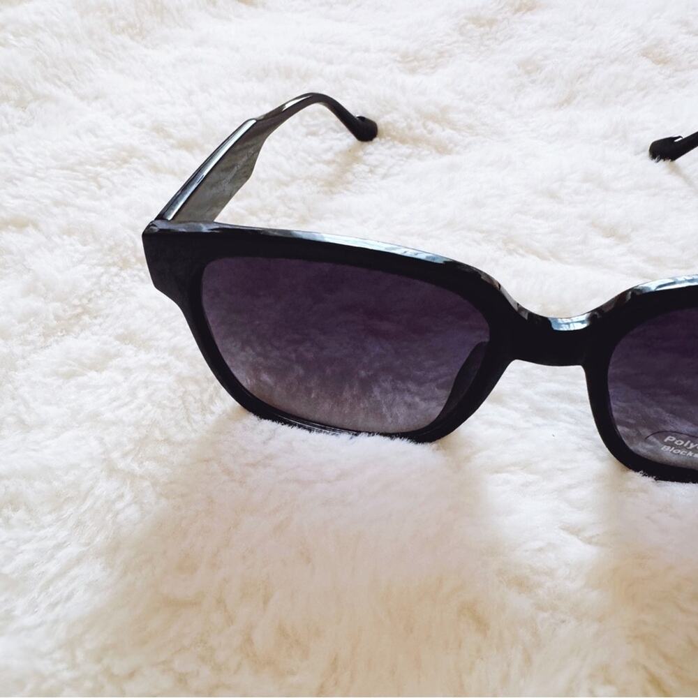 Oliver Black Oversized Chic Sunglasses - Picture 6 of 11